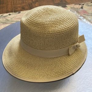 Physician Endorsed Size-able Straw Hat